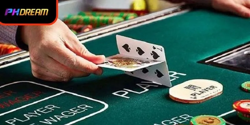 Strategies to succeed in PHDREAM card games